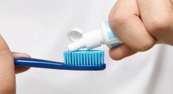 Anvisa suspende creme dental da Colgate após relatos de reações